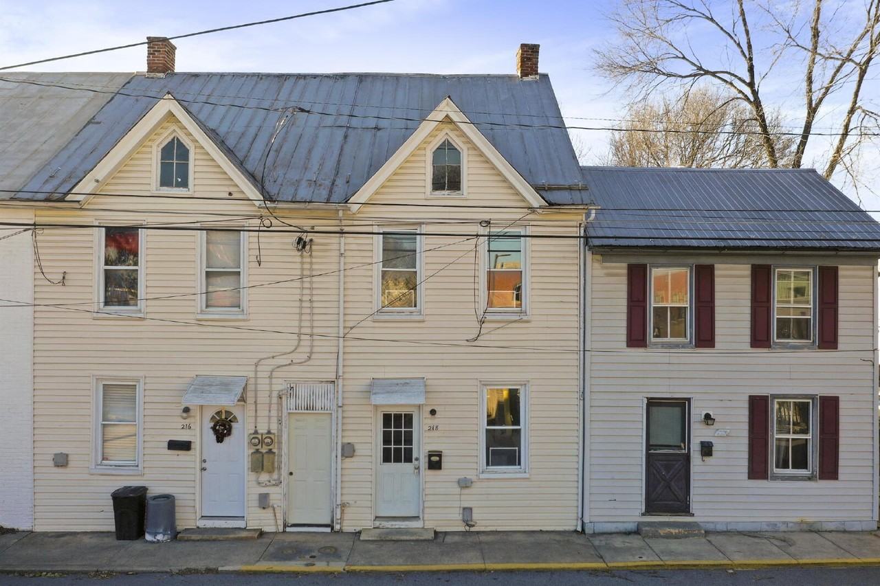 216218 N College St - Photo 2 of 26