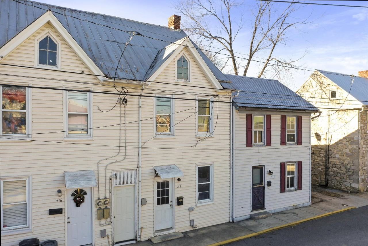 216218 N College St - Photo 3 of 26