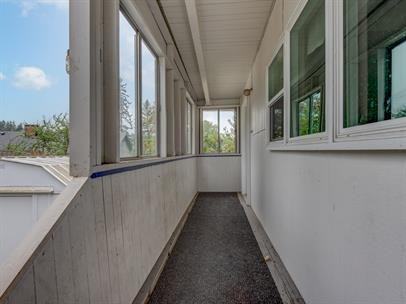 2518 Chula Vista Blvd #B - Photo 2 of 43