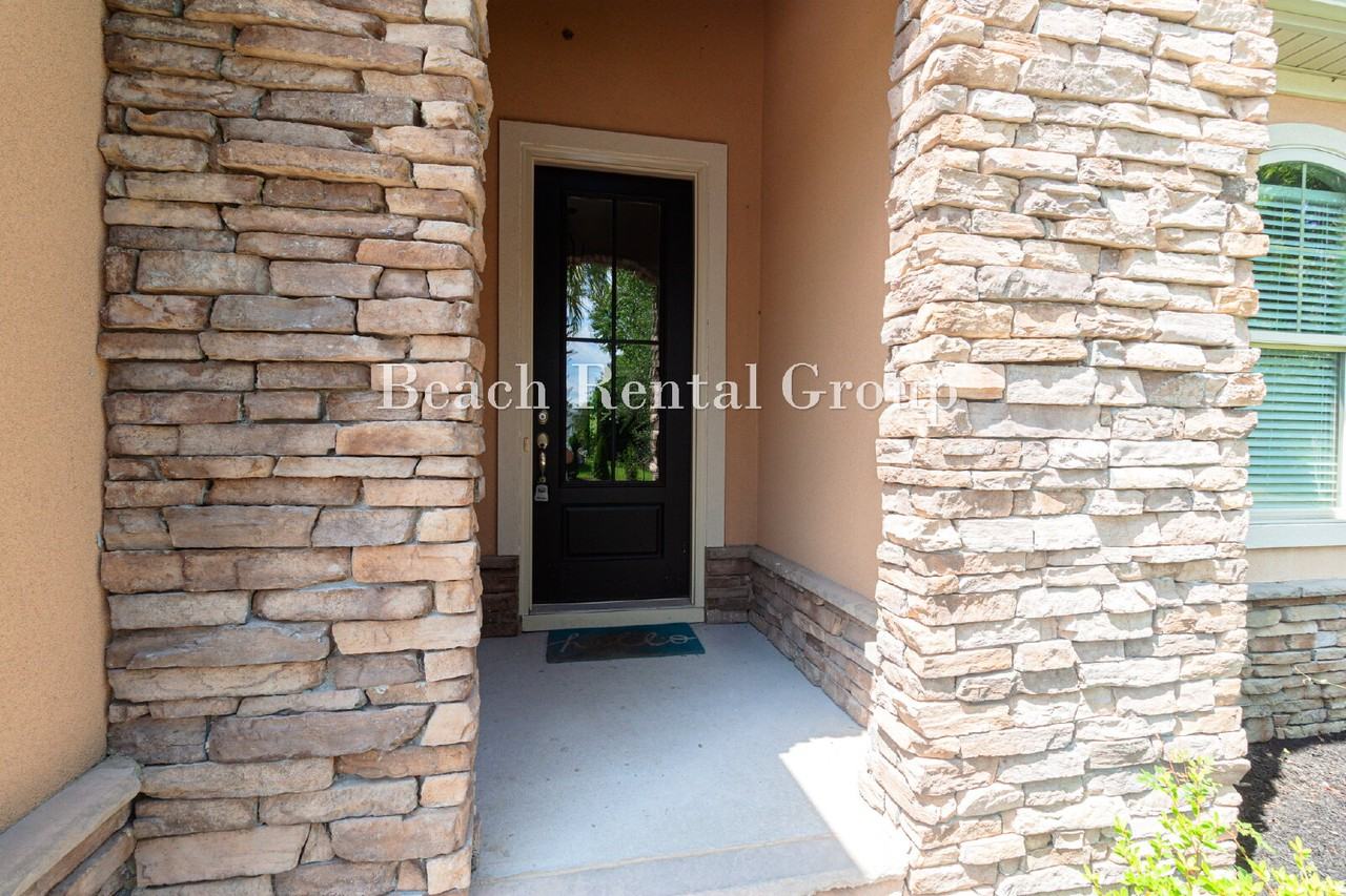 2402 Via Palma Dr - Photo 3 of 33