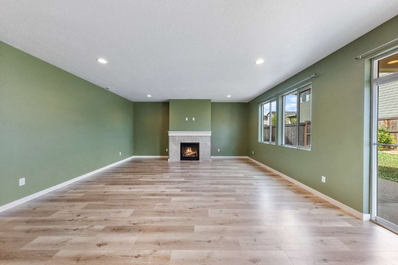 1722 N Kalapuya Pl - Photo 6 of 50