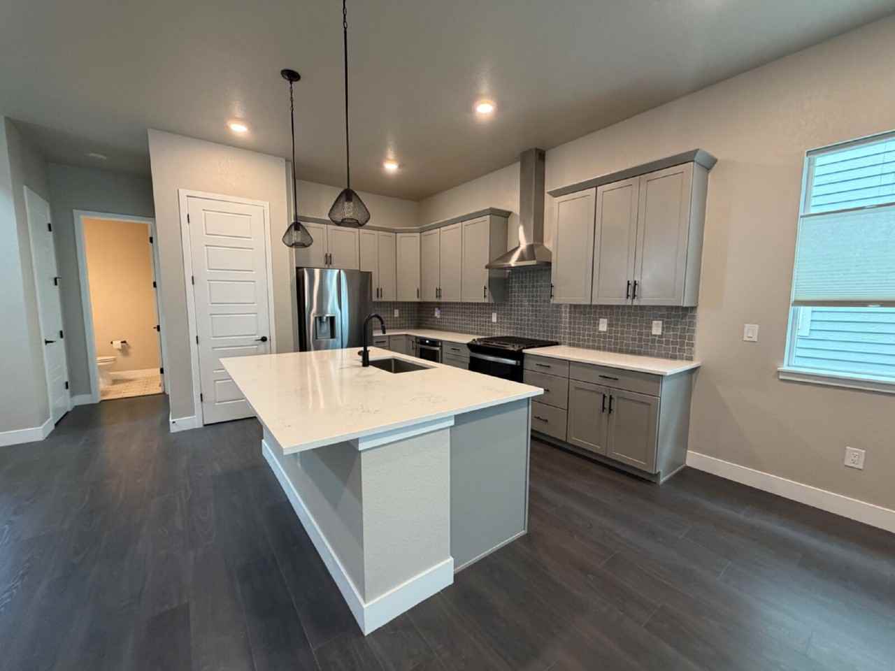21272 E 63rd Dr - Photo 3 of 27