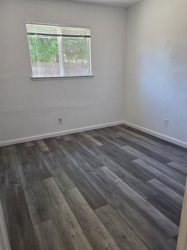 9400 Bravo Way - Photo 6 of 18