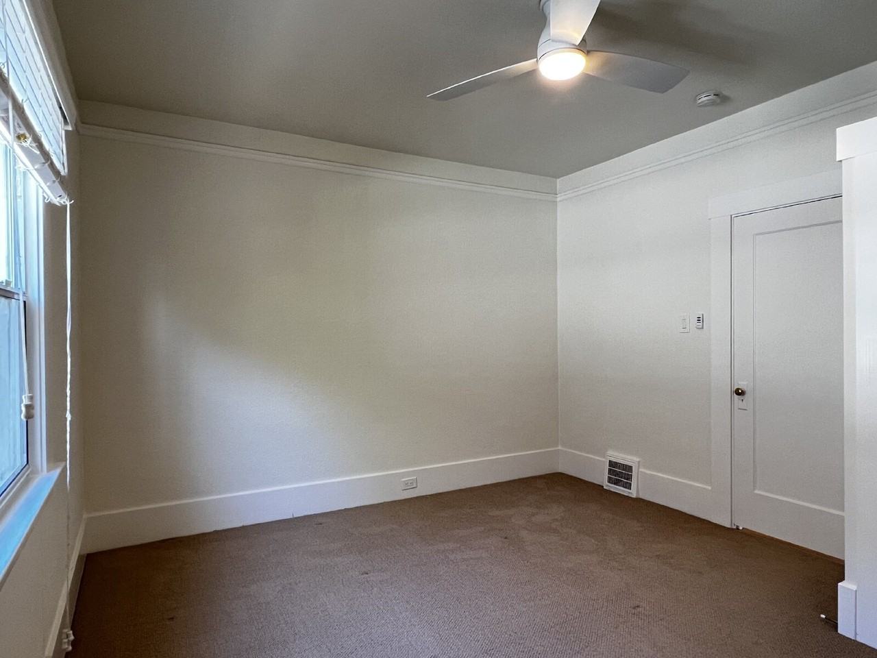 28 Cordone Dr - Photo 6 of 35