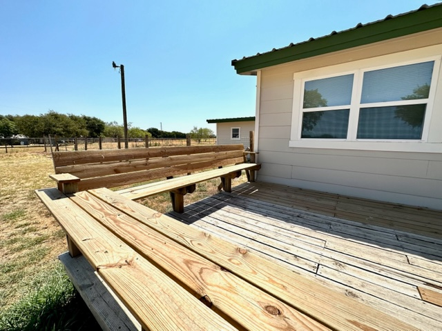 286 Goldman Ln - Photo 4 of 22