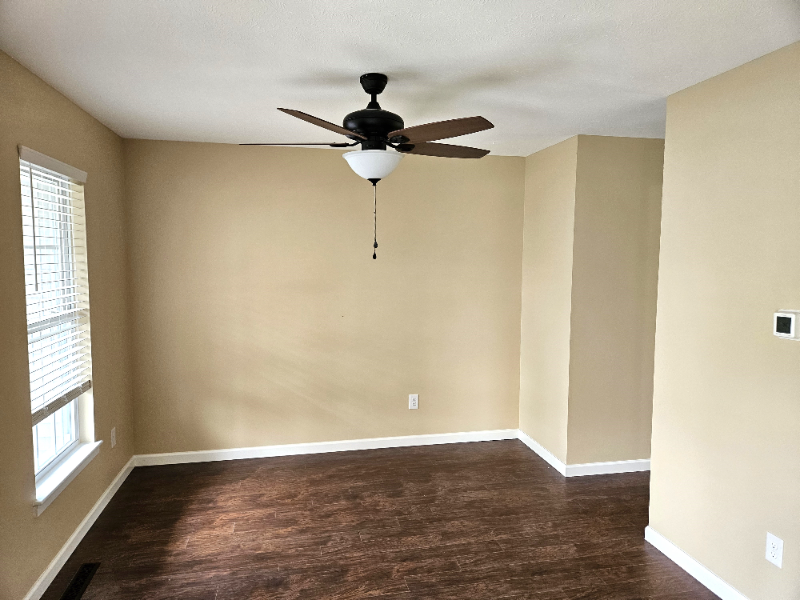 10279 Rosewood Ct - Photo 7 of 28