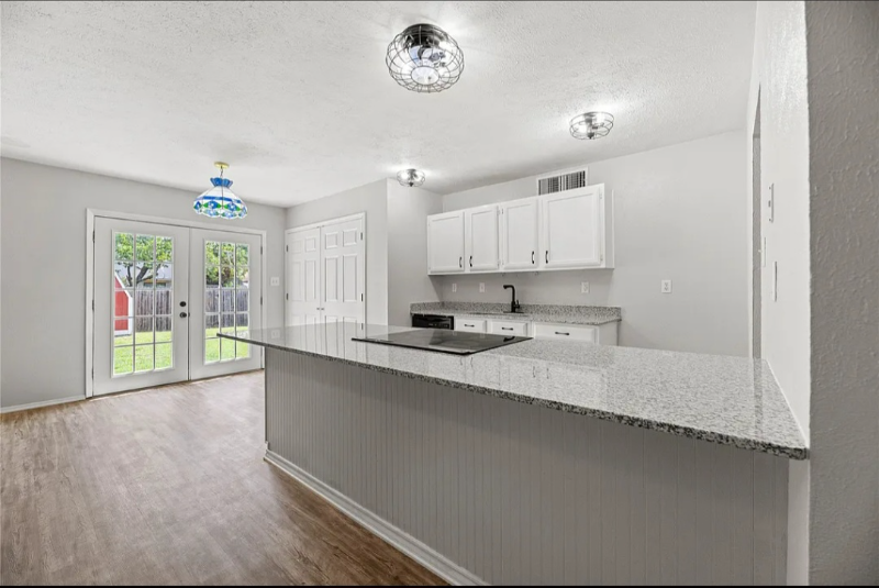 510 Woodcrest Way - Photo 3 of 22