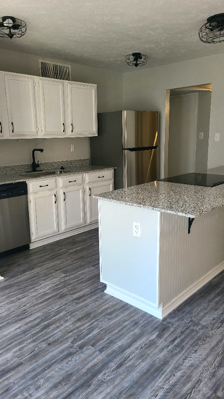 510 Woodcrest Way - Photo 7 of 22