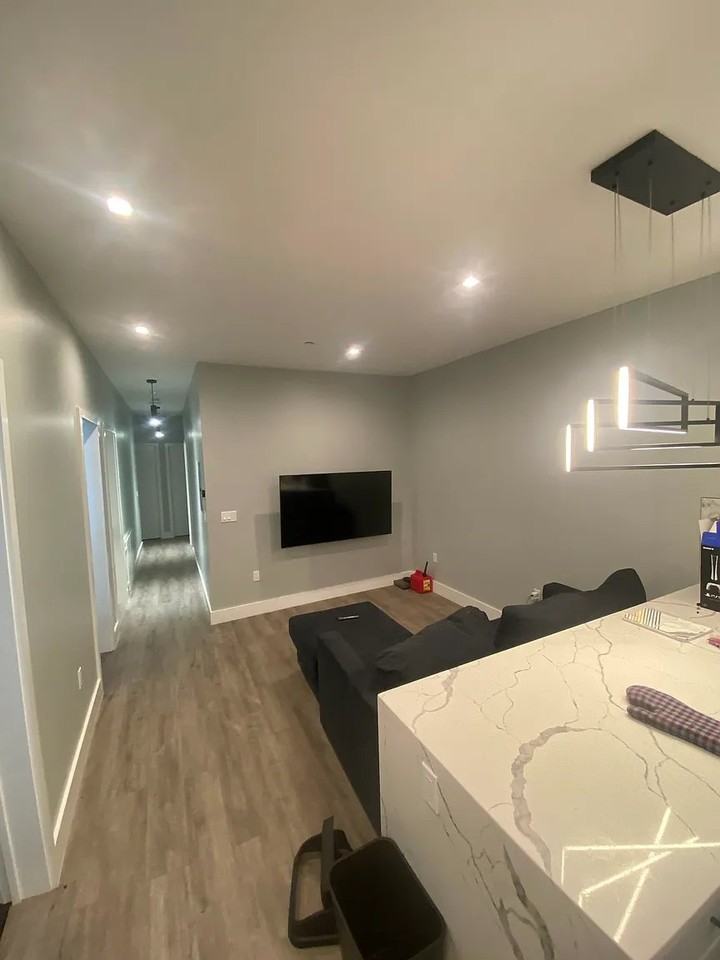 45 Broad St #2 - Photo 4 of 9