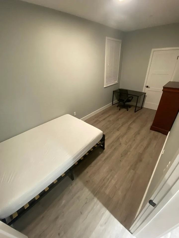45 Broad St #2 - Photo 5 of 9
