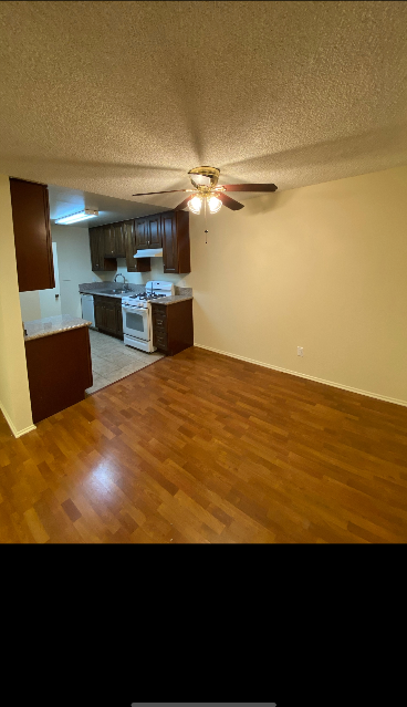 223 E Acacia Ave #14 - Photo 2 of 10