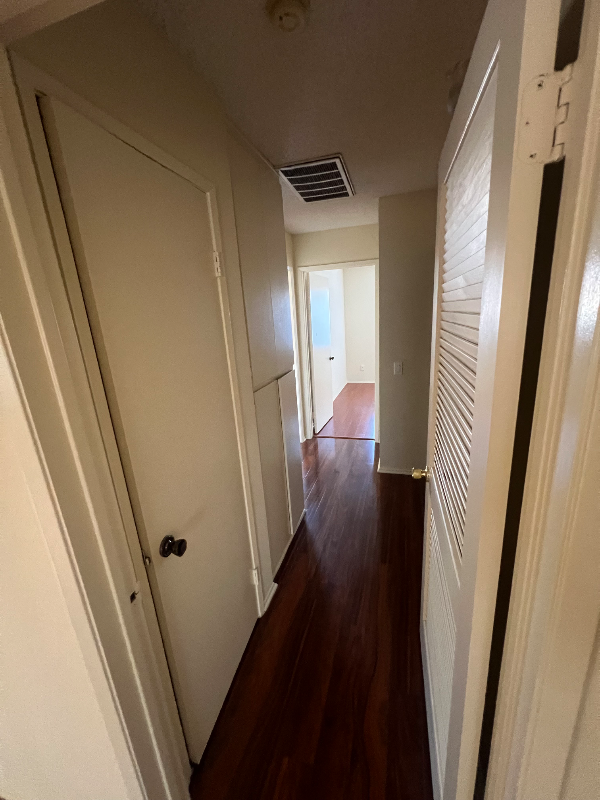 223 E Acacia Ave #14 - Photo 4 of 10
