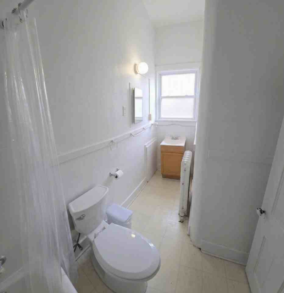 312 Woodward Ave #6 - Photo 7 of 7
