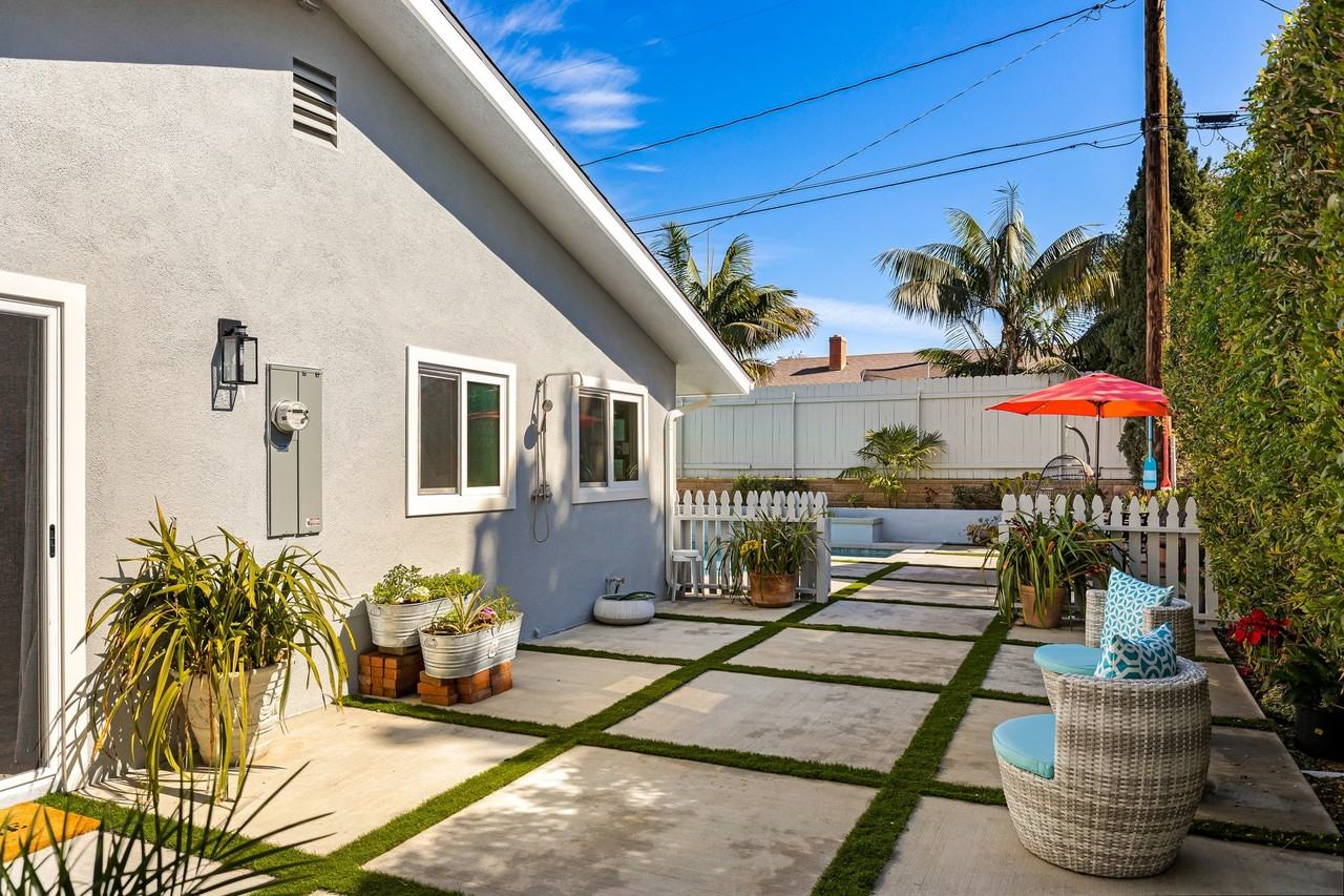 1330 La Manida St - Photo 6 of 18