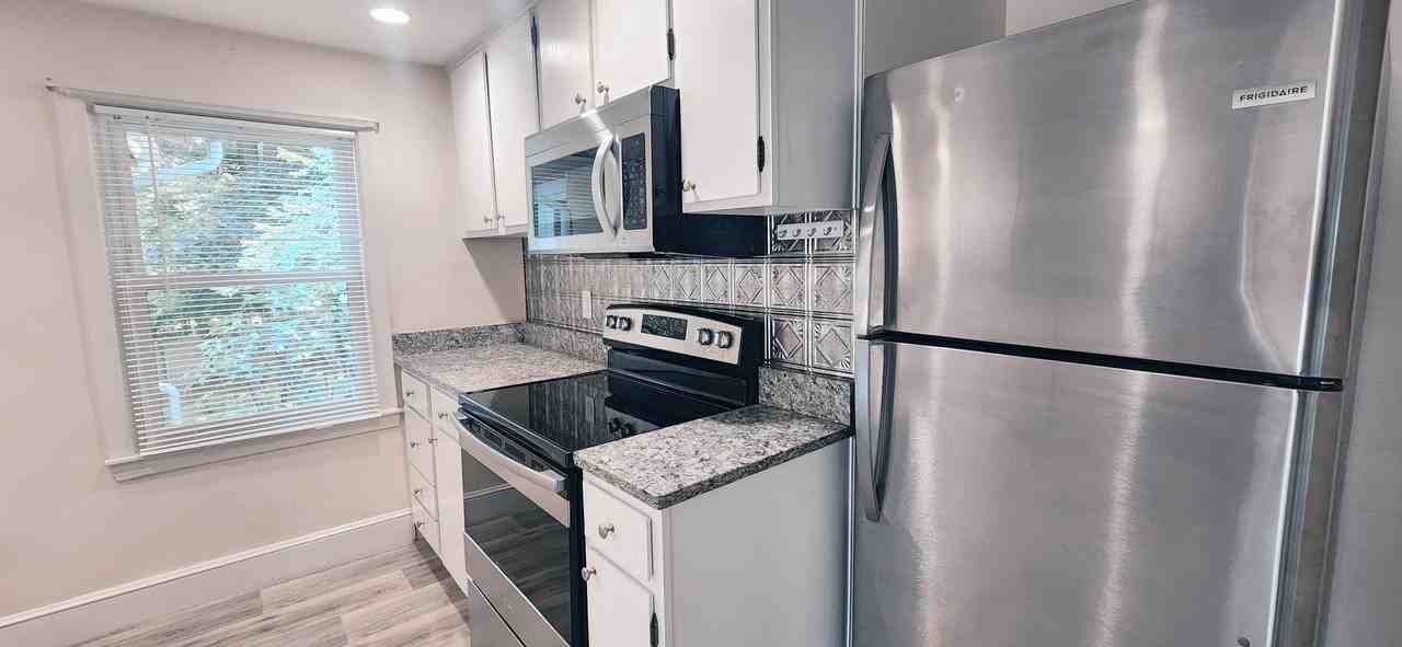 34 Pond St #3 - Photo 2 of 18