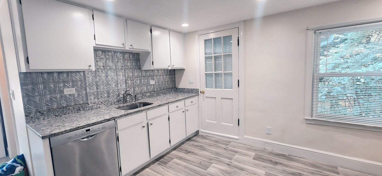 34 Pond St #3 - Photo 5 of 18