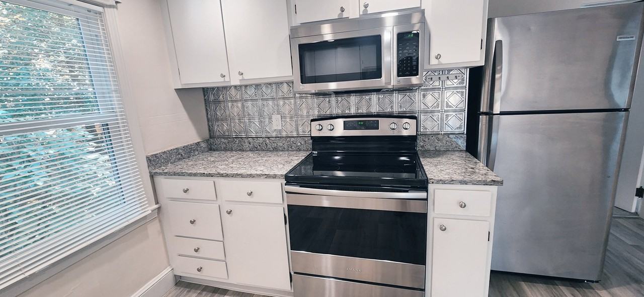 34 Pond St #3 - Photo 4 of 18