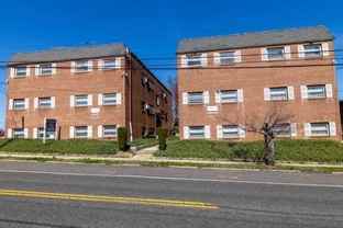 712 E Main St - Photo 1 of 1