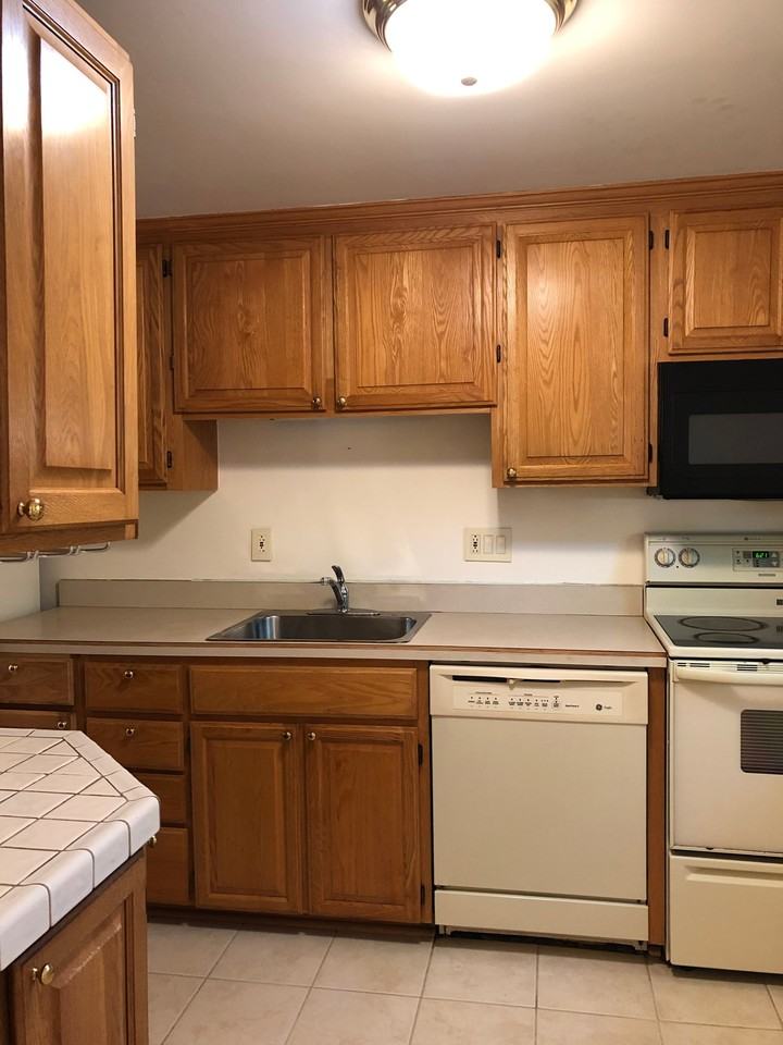 1124 N Utah St - Photo 4 of 20