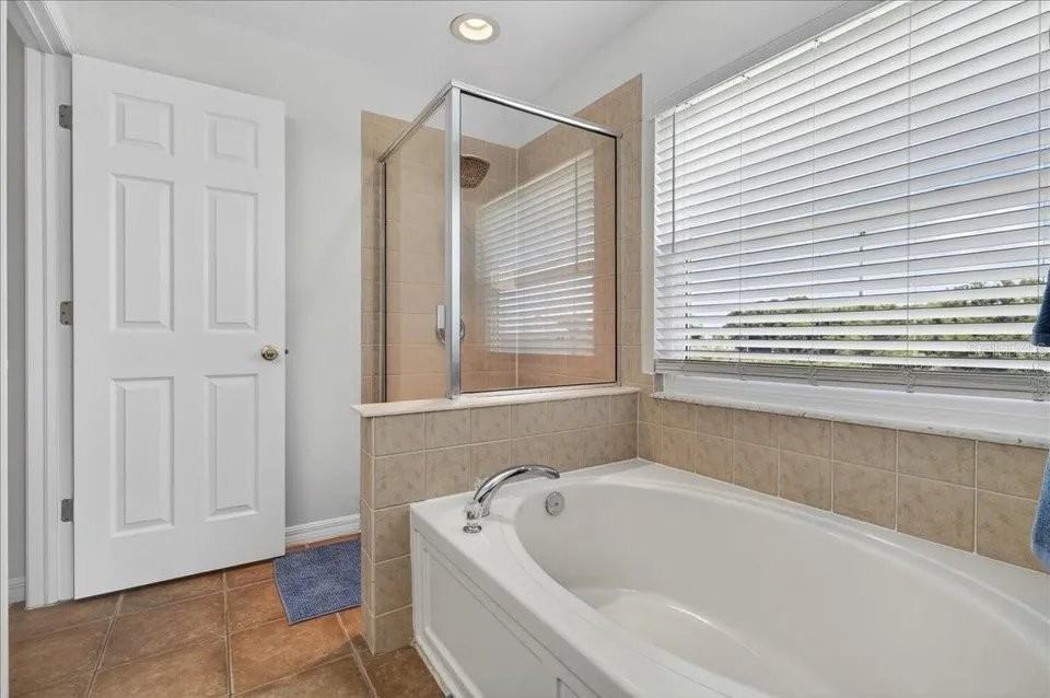 11607 Colony Lake Dr - Photo 7 of 14