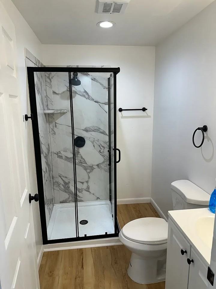 403 Wilson Ave #2 - Photo 5 of 9