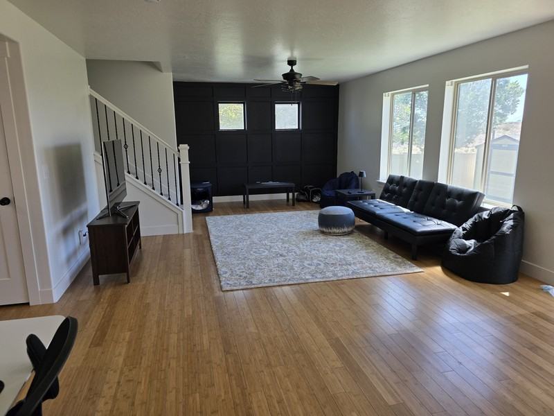 235 Caracara St - Photo 3 of 16