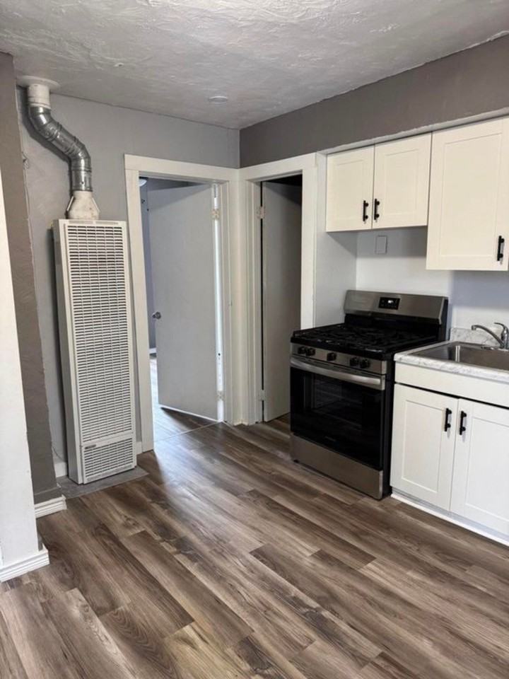 264 6th Ave #2 - Photo 3 of 10