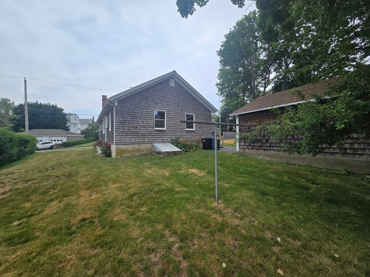 18 Ledyard St - Photo 2 of 19