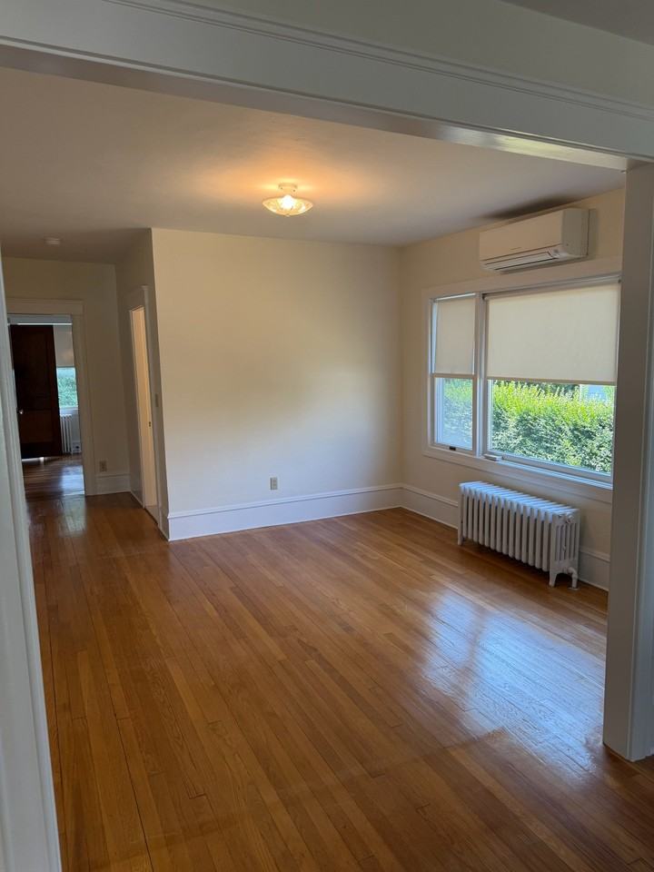 18 Ledyard St - Photo 7 of 19