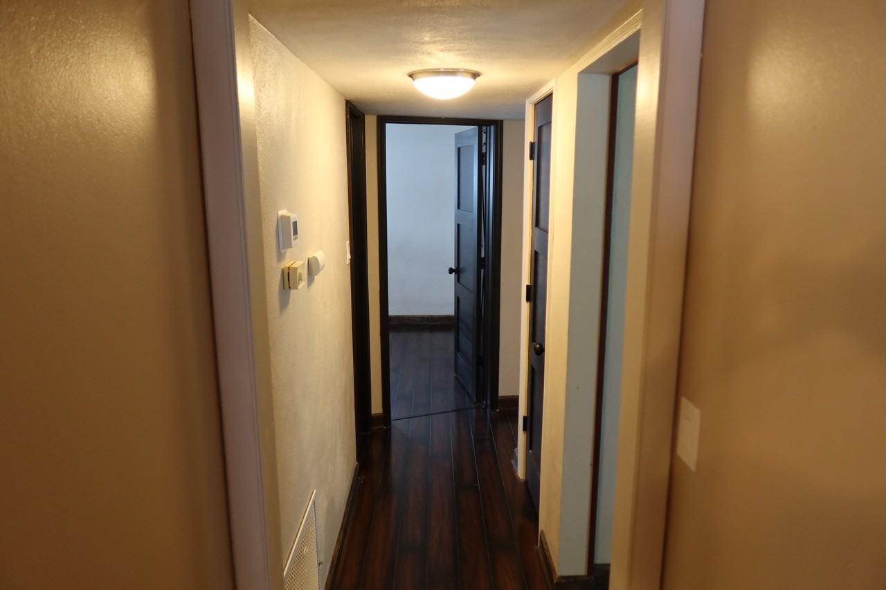 1637 Hanover St - Photo 7 of 20