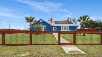 featured image of 930 Grace Ave