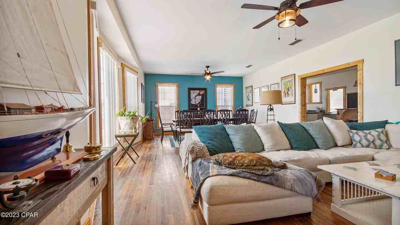 930 Grace Ave - Photo 6 of 22