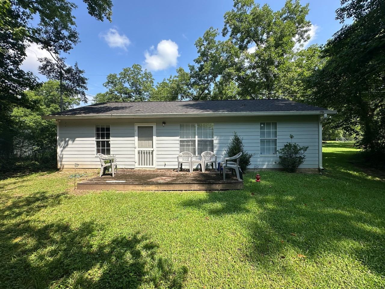 83 Lee Rd - Photo 7 of 12