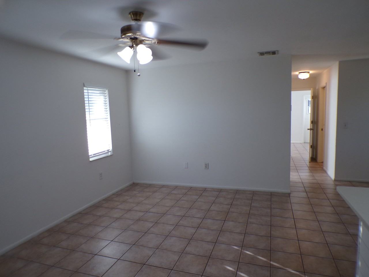 1806 Marcia St #6 - Photo 5 of 7