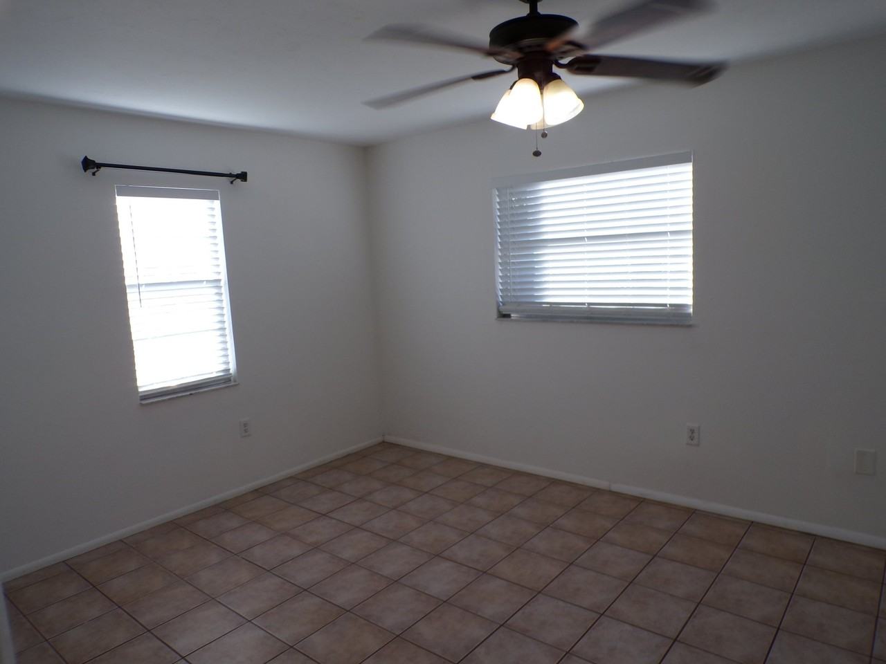 1806 Marcia St #6 - Photo 6 of 7