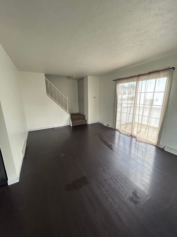 6553 Engle Rd - Photo 3 of 20