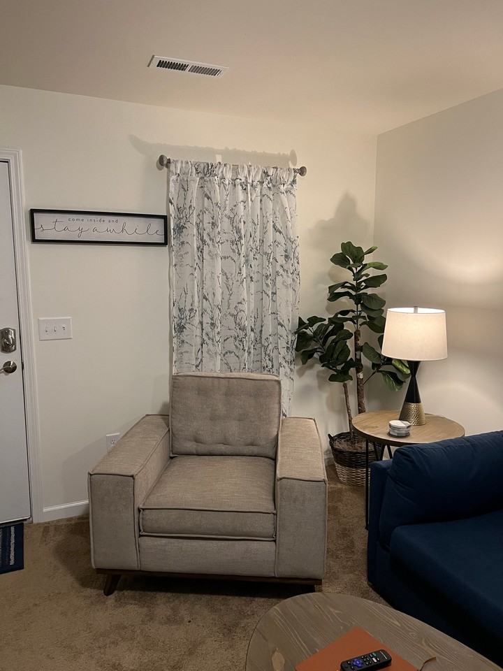 1809 Alyssum Pl - Photo 4 of 13