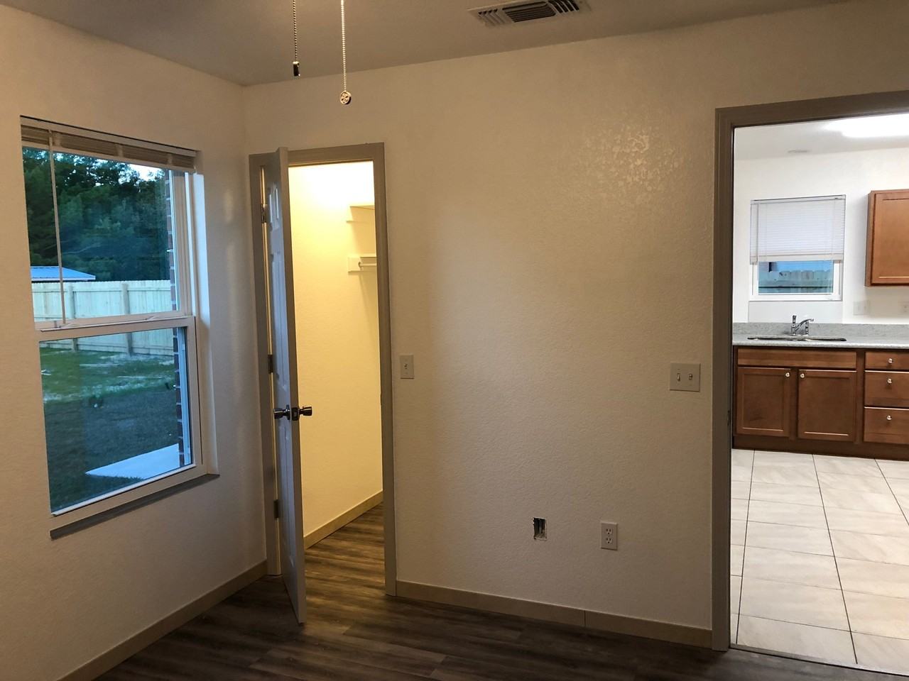 3393 Green Briar Cir Apt B #B - Photo 3 of 12