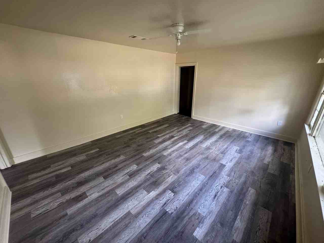 2942 Eaton St - Photo 4 of 13
