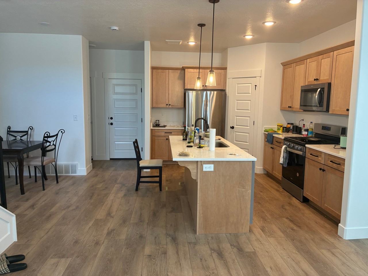 1526 W Talus Ridge Dr - Photo 2 of 9