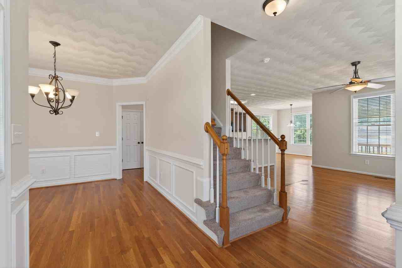 23020 Britt Way - Photo 4 of 20