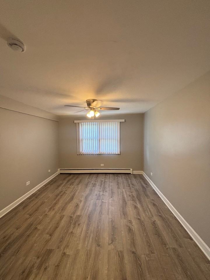 21907 Jeffrey Ave #1A - Photo 4 of 6