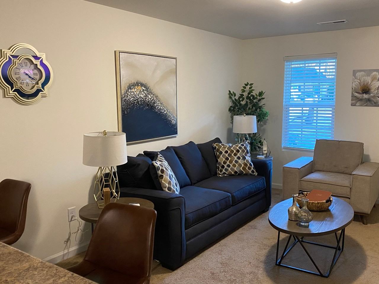 1813 Alyssum Pl - Photo 3 of 12