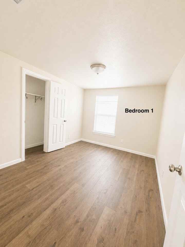 824 Karnes St #A - Photo 5 of 12