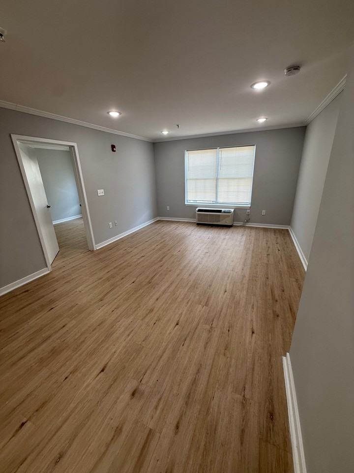 47 12th Ave #201 - Photo 3 of 12