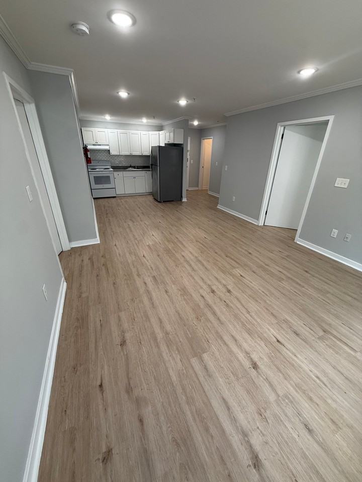 47 12th Ave #201 - Photo 4 of 12