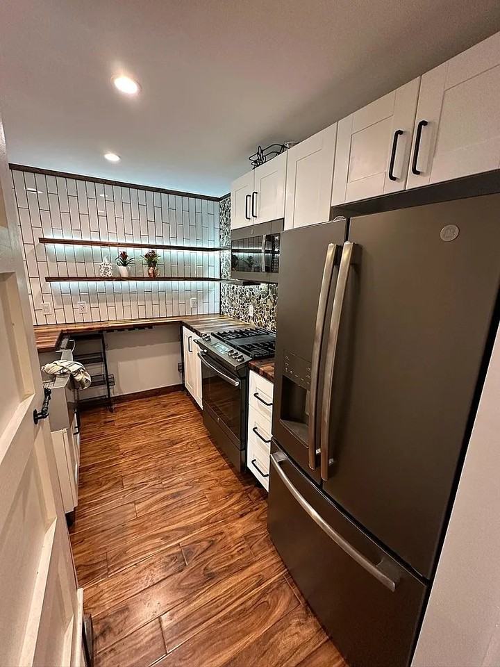 1909 Brun St #5 - Photo 6 of 20