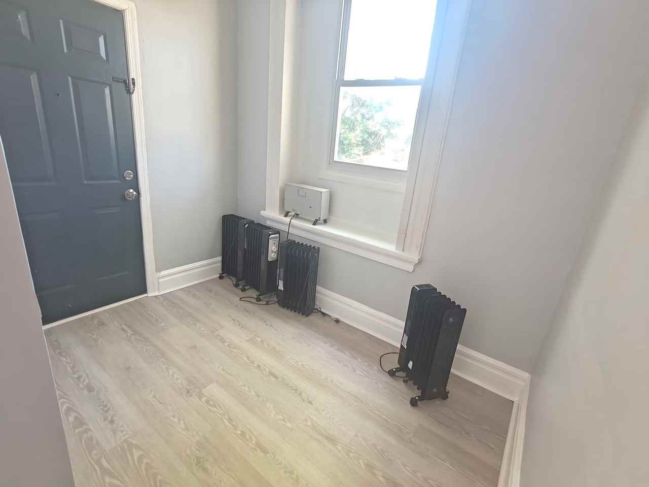 319 Colt St #6 - Photo 4 of 6