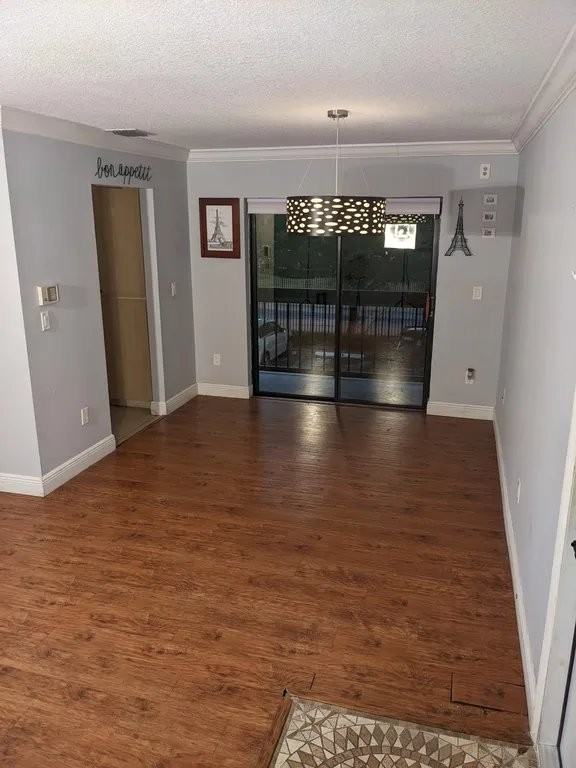 12205 Swterrace #A104 - Photo 6 of 20