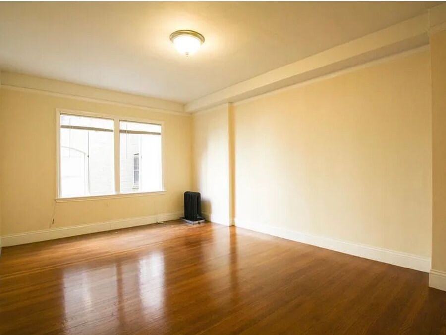 625 Leavenworth Street - Photo 3 of 11